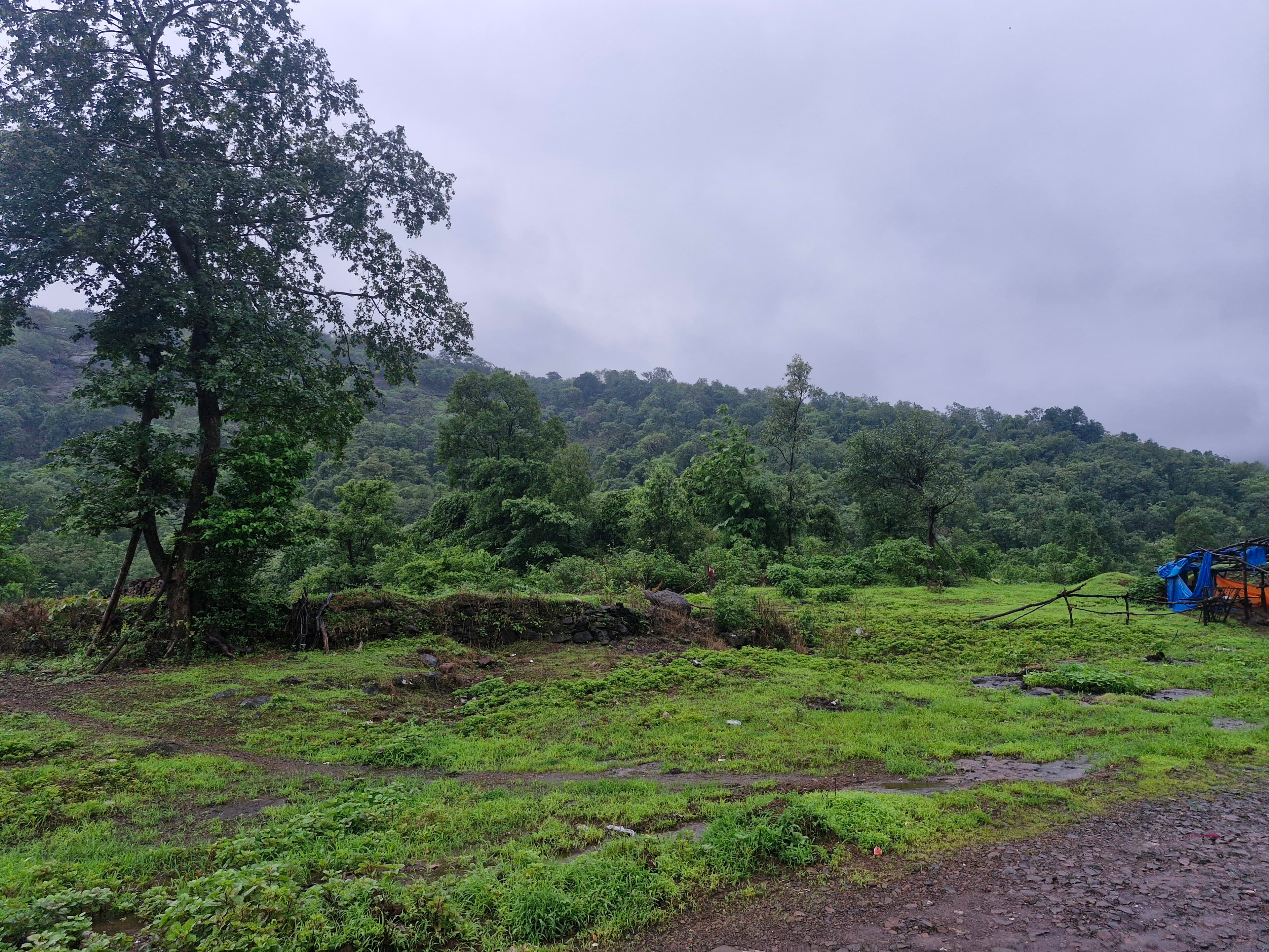 Majestic view of Kalu waterfall