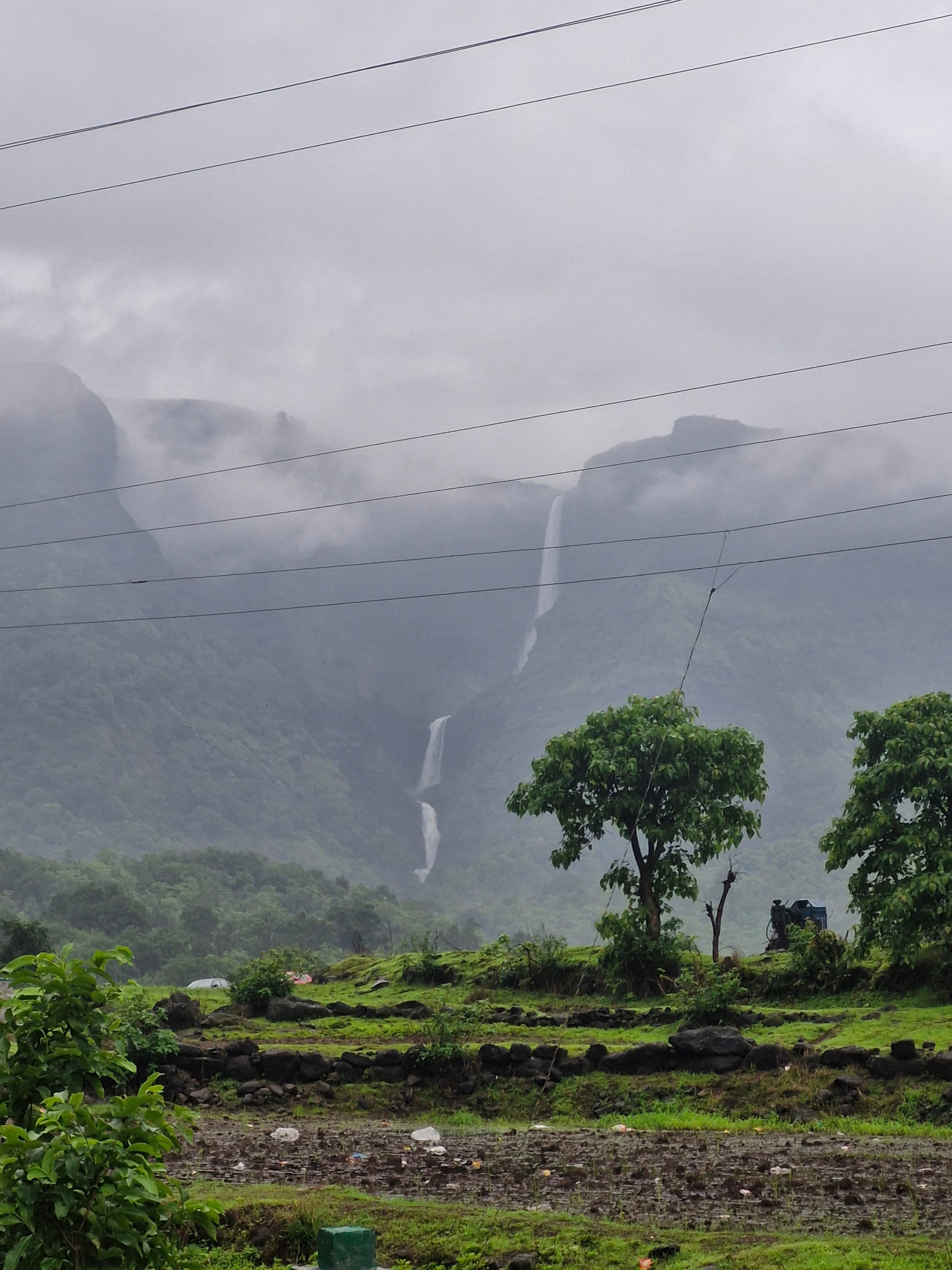Majestic view of Kalu waterfall
